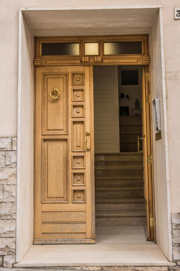 B&B Colonna - Mole Sua Stat Альтамура Экстерьер фото
